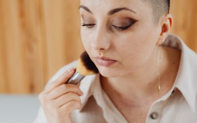 Jak dobrać odcień podkładu do karnacji w prosty sposób