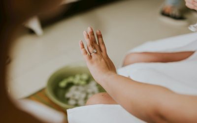 Jak wybrać filtr SPF do cery mieszanej, aby nie bielił skóry