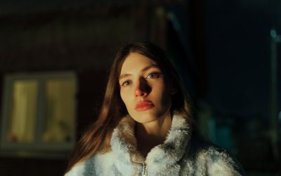 Jak dbać o przetłuszczającą się skórę głowy