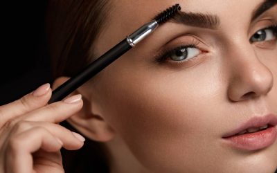 Klej do brwi – co to za kosmetyk?